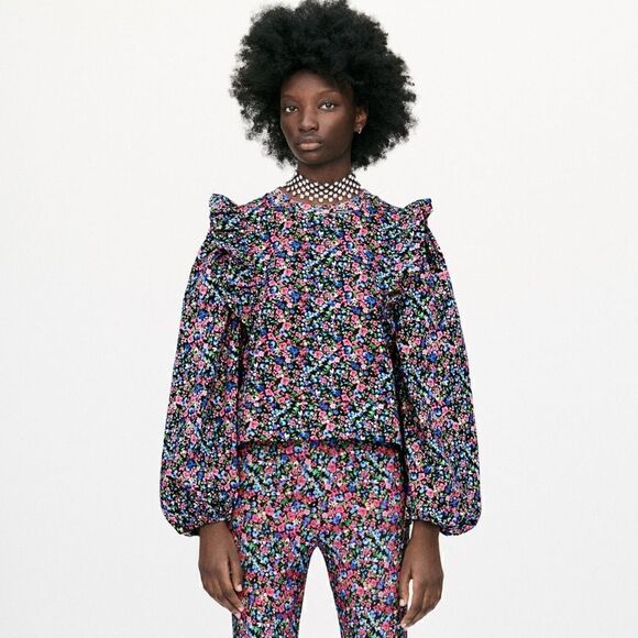 ZARA COMBINATION FLORAL SWEATSHIRT - Picture 1 of 8